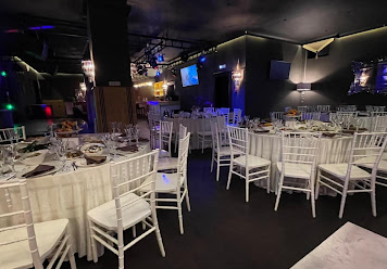 Фото №2 зала Юдино Парк