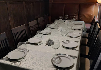 Фото №1 зала Высоцкий