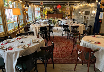 Фото №4 зала Высоцкий