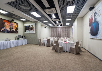 Фото №2 зала Арт Москва Войковская