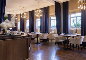 Фото №2 зала Chekhoff Café & Bar