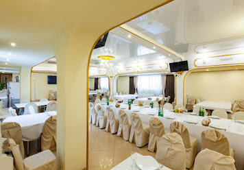 Фото №15 зала Мимино