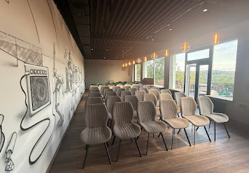 Фото №18 зала Солнечная на Оке