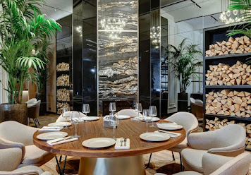 Фото №16 зала Боярский