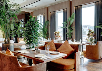 Фото №19 зала Боярский