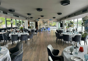 Фото №2 зала АльмаМоре