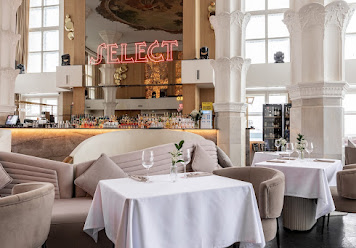 Фото №3 зала OBLAKO