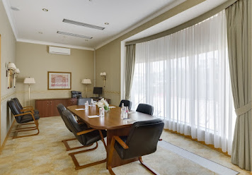 Фото №2 зала Романов